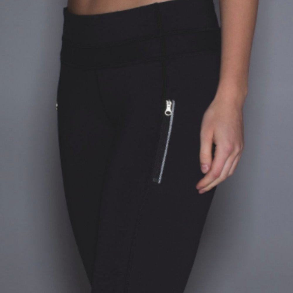 Lululemon Inspire Tight II